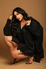 Load image into Gallery viewer, 24K Seduction — Hydrating Pheromone Body Shimmer
